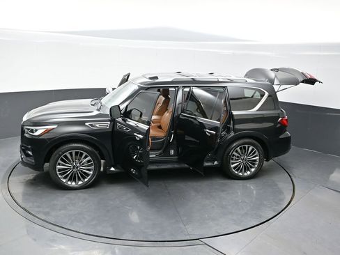 Used 2021 INFINITI QX80 Sensory w/ Cargo Package image 39