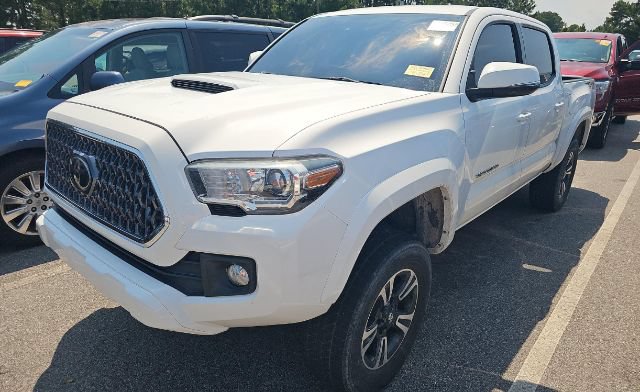 Used 2019 Toyota Tacoma TRD Sport AWD/4WD image 1