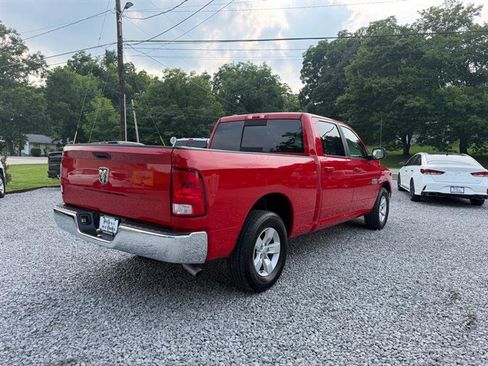 Used 2019 RAM 1500 Classic SLT RWD image 8