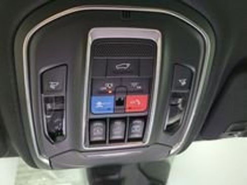 New 2026 Jeep Grand Cherokee Limited w/ Limited Altitude Package AWD/4WD image 18