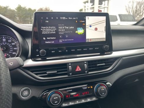 Used 2023 Kia Forte GT w/ GT2 Package image 20