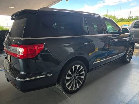 Used 2021 Lincoln Navigator Reserve AWD/4WD image 4