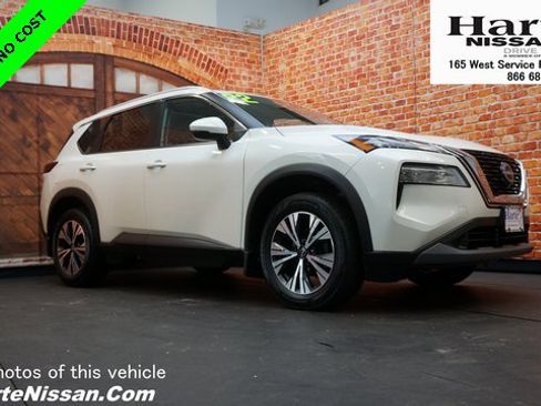 Used 2022 Nissan Rogue SV w/ SV Premium Package image 1