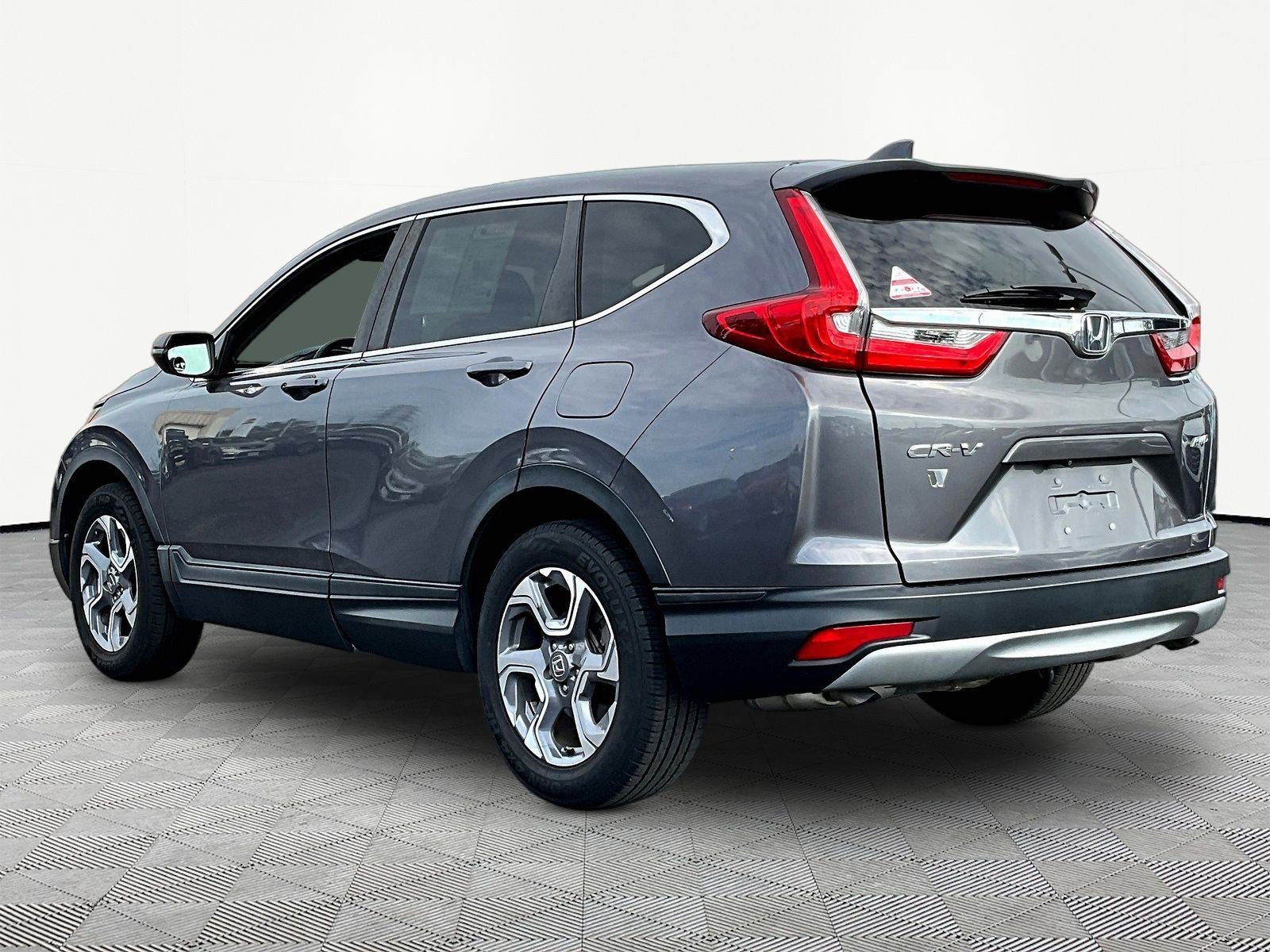 Used 2019 Honda CR-V EX image 4