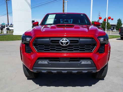 Certified 2024 Toyota Tacoma TRD Sport w/ TRD Sport Upgrade Package AWD/4WD image 3