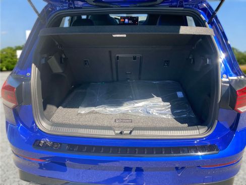 Certified 2025 Volkswagen Golf w/ Euro Style Package AWD/4WD image 23