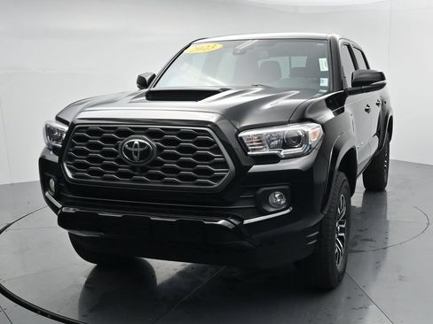 Used 2023 Toyota Tacoma TRD Sport w/ Advanced Technology Package AWD/4WD image 3