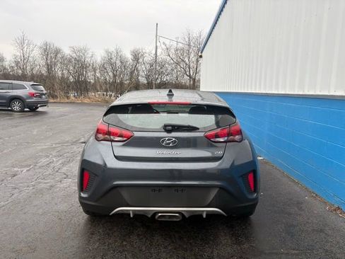 Used 2019 Hyundai Veloster 2.0 Premium image 5
