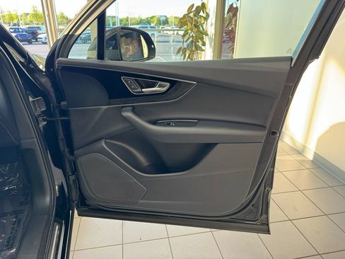 Used 2018 Audi Q7 3.0T Premium AWD/4WD image 14