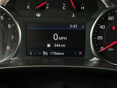 Used 2025 Chevrolet Blazer LT image 39