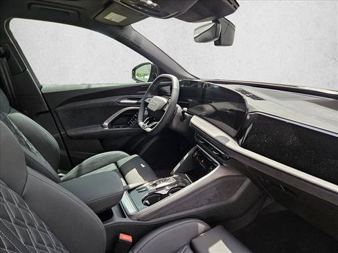 New 2026 Audi SQ5 Premium Plus AWD/4WD image 9
