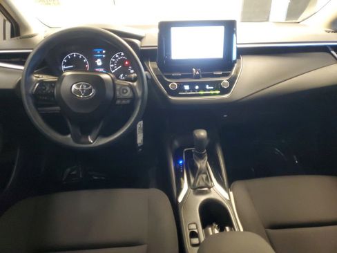 Used 2023 Toyota Corolla LE image 9