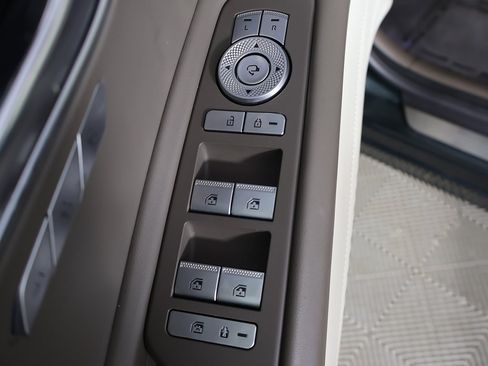 Used 2022 Genesis GV80 3.5T Advanced + image 41