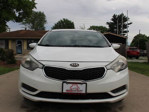 Used 2016 Kia Forte LX FWD image 3