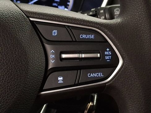 Used 2020 Hyundai Santa Fe SE AWD/4WD image 18