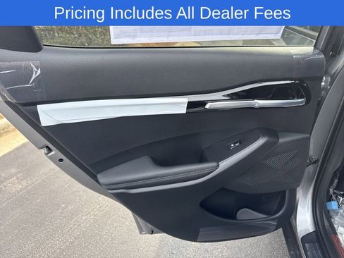 New 2026 Kia Seltos S FWD image 10
