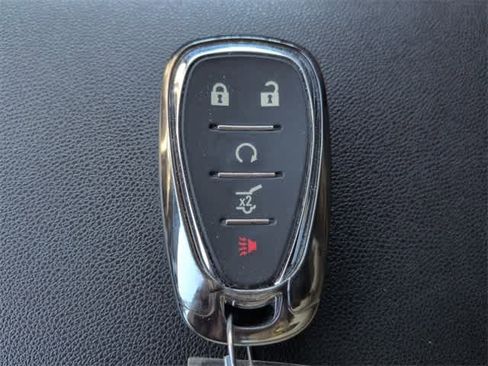 Used 2020 Chevrolet Equinox LT image 35