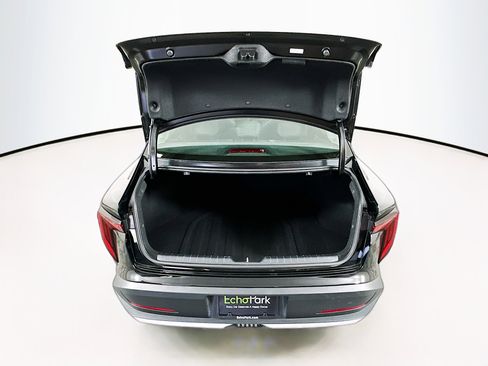 Used 2025 Kia K4 LXS image 27