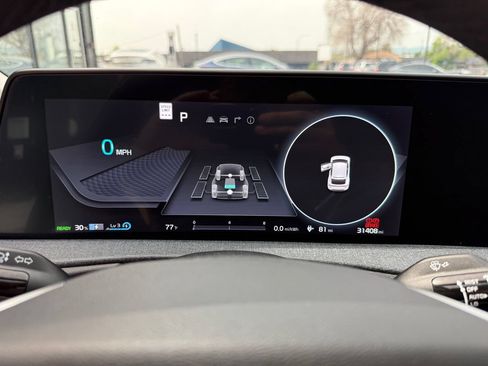 Used 2024 Kia EV6 Light AWD/4WD image 35