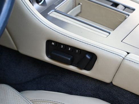 Used 2007 Aston Martin DB9 Volante RWD image 39