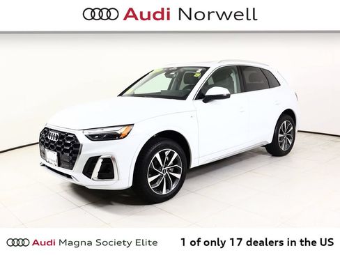 Used 2023 Audi Q5 2.0T Premium w/ Convenience Package AWD/4WD image 11