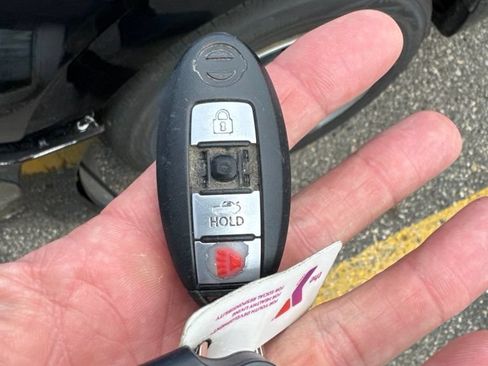 Used 2012 Nissan Altima 2.5 FWD image 6