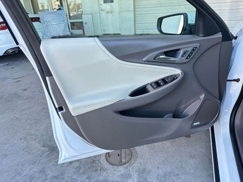 Used 2024 Chevrolet Malibu LT image 20