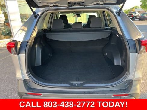 Used 2024 Toyota RAV4 LE AWD/4WD image 30