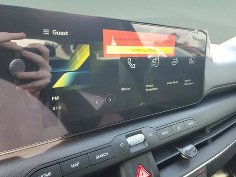 New 2025 Kia K4 LXS image 16