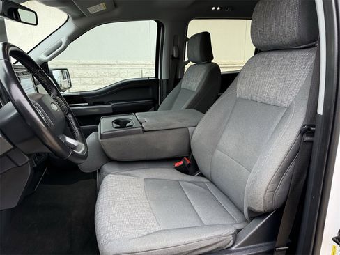 Certified 2022 Ford F150 XLT w/ Equipment Group 302A High image 25