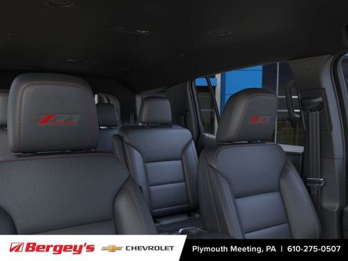 New 2026 Chevrolet Traverse Z71 w/ Enhanced Driving Package AWD/4WD image 26