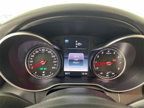 Used 2015 Mercedes-Benz C 300 4MATIC Sedan image 7