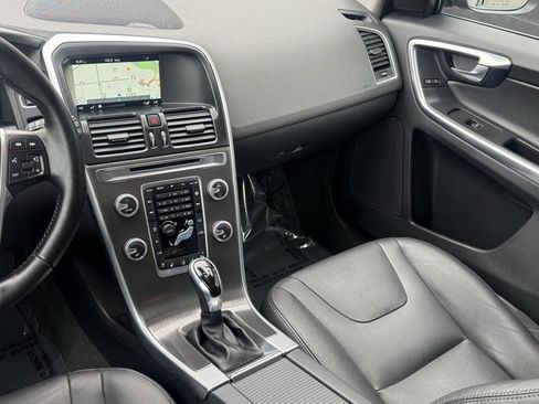 Used 2016 Volvo XC60 T5 Platinum w/ Climate Package image 6