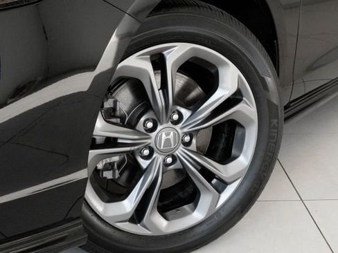 Used 2024 Honda Accord EX-L image 2