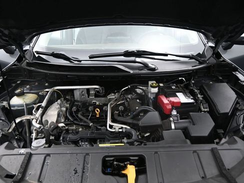 Used 2021 Nissan Rogue SV AWD/4WD image 25