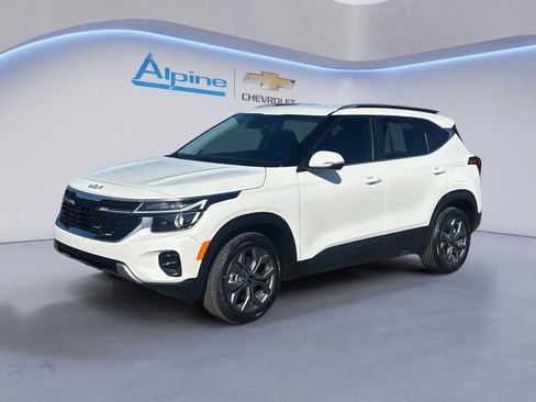 Used 2024 Kia Seltos S AWD/4WD image 1