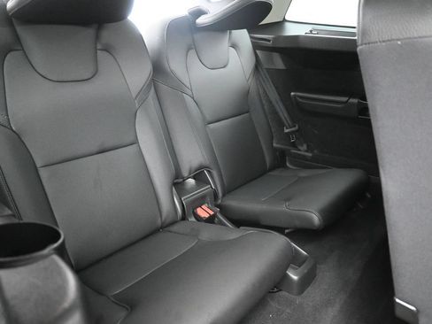 Used 2019 Volvo XC90 T6 Momentum AWD/4WD image 26