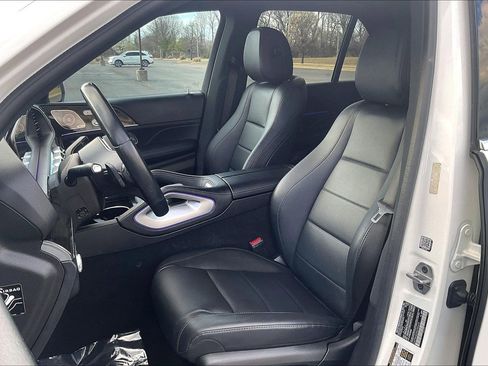 Used 2022 Mercedes-Benz GLE 350 w/ Premium Package image 7