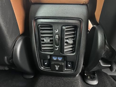 Used 2021 Jeep Grand Cherokee Summit AWD/4WD image 31