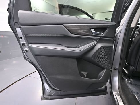 Used 2023 Acura MDX w/ Advance Package AWD/4WD image 31