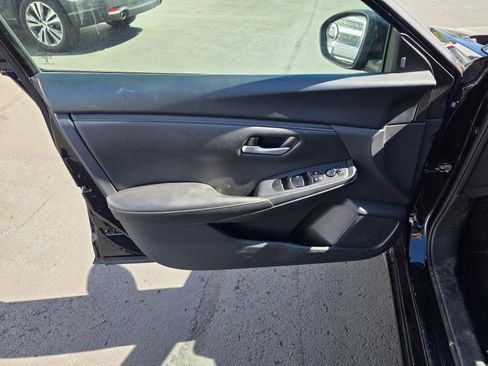 Used 2024 Nissan Sentra SV FWD image 10