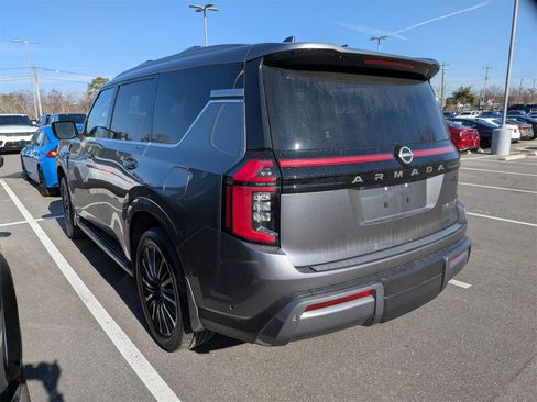 Used 2025 Nissan Armada Platinum Reserve image 4