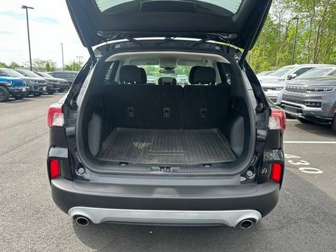 Used 2021 Ford Escape SE w/ Convenience Package image 16