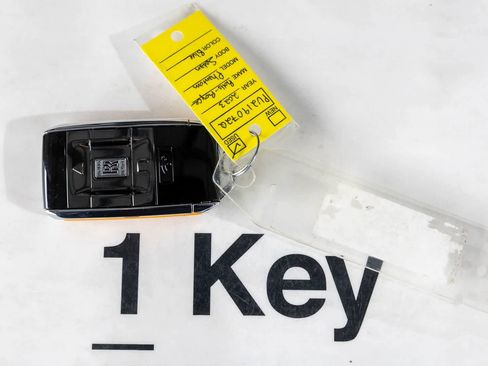 Used 2023 Rolls-Royce Phantom Sedan w/ The Phantom Package RWD image 51