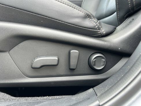 Used 2026 Subaru Outback Limited AWD/4WD image 20