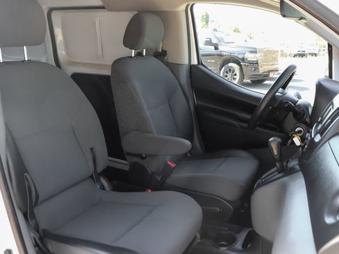 Used 2018 Nissan NV200 SV w/ Navigation Package FWD image 33