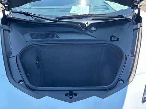 Used 2024 Chevrolet Corvette Stingray Premium Conv w/ Z51 Performance Package RWD image 30