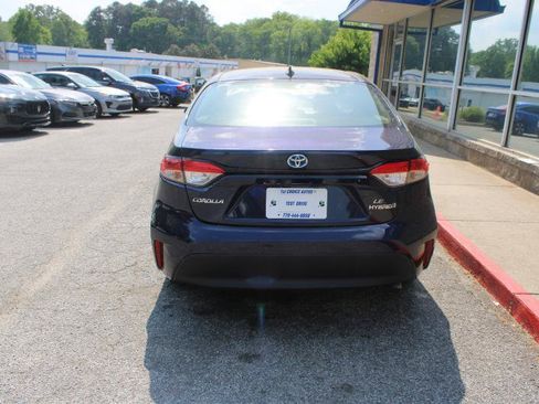 Used 2023 Toyota Corolla LE FWD image 5