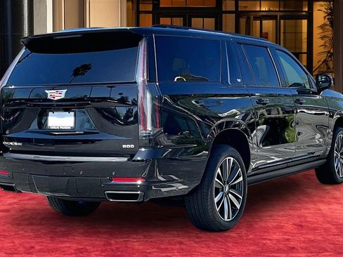 New 2026 Cadillac Escalade ESV Sport AWD/4WD image 6