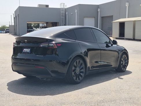 Used 2022 Tesla Model Y Performance AWD/4WD image 5